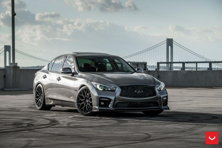  Infiniti Q50S on Vossen Wheels (HF-2) 2018 года  (фото 1 из 45)